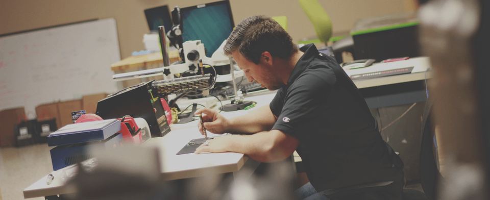 Device repair bench