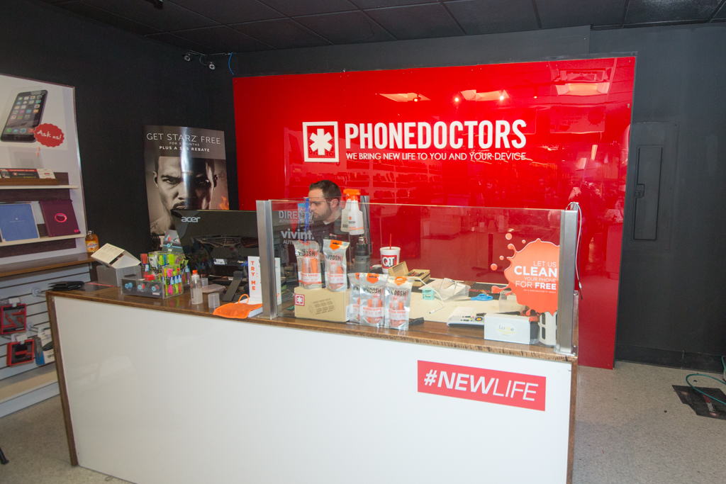 Is it safe to fix my iPhone at a 3rd party repair shop like PHONEDOCTORS®?